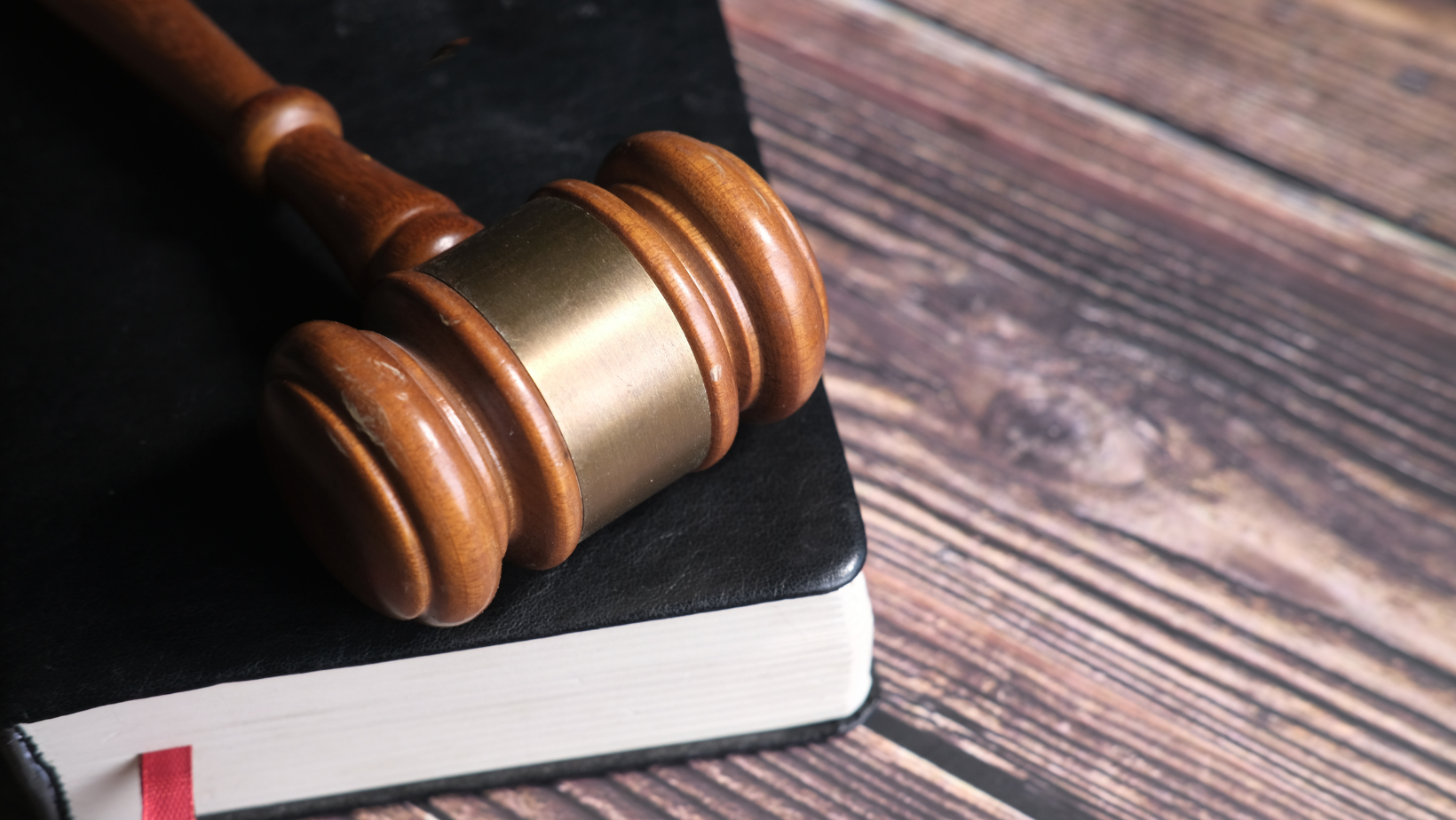 Imagen de noticia sobre sector legal