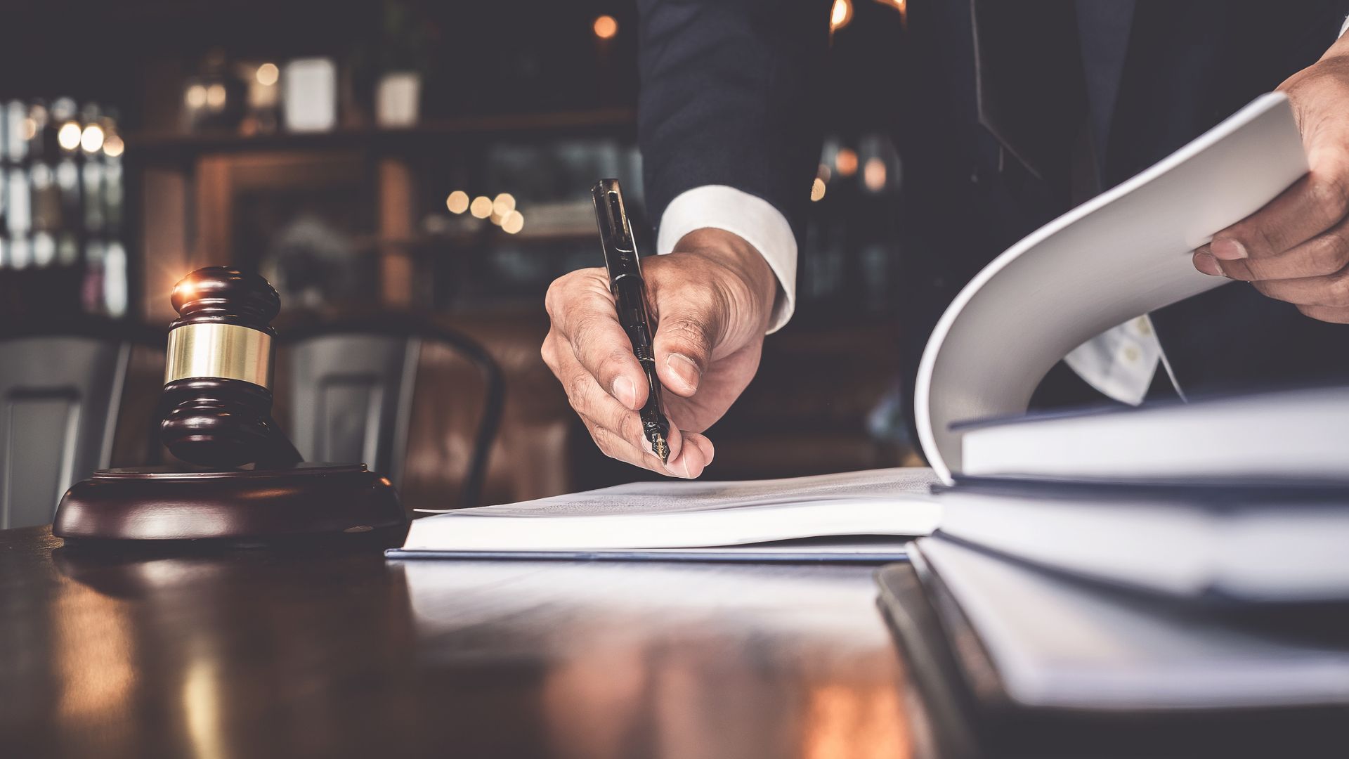 Imagen de noticia sobre sector legal