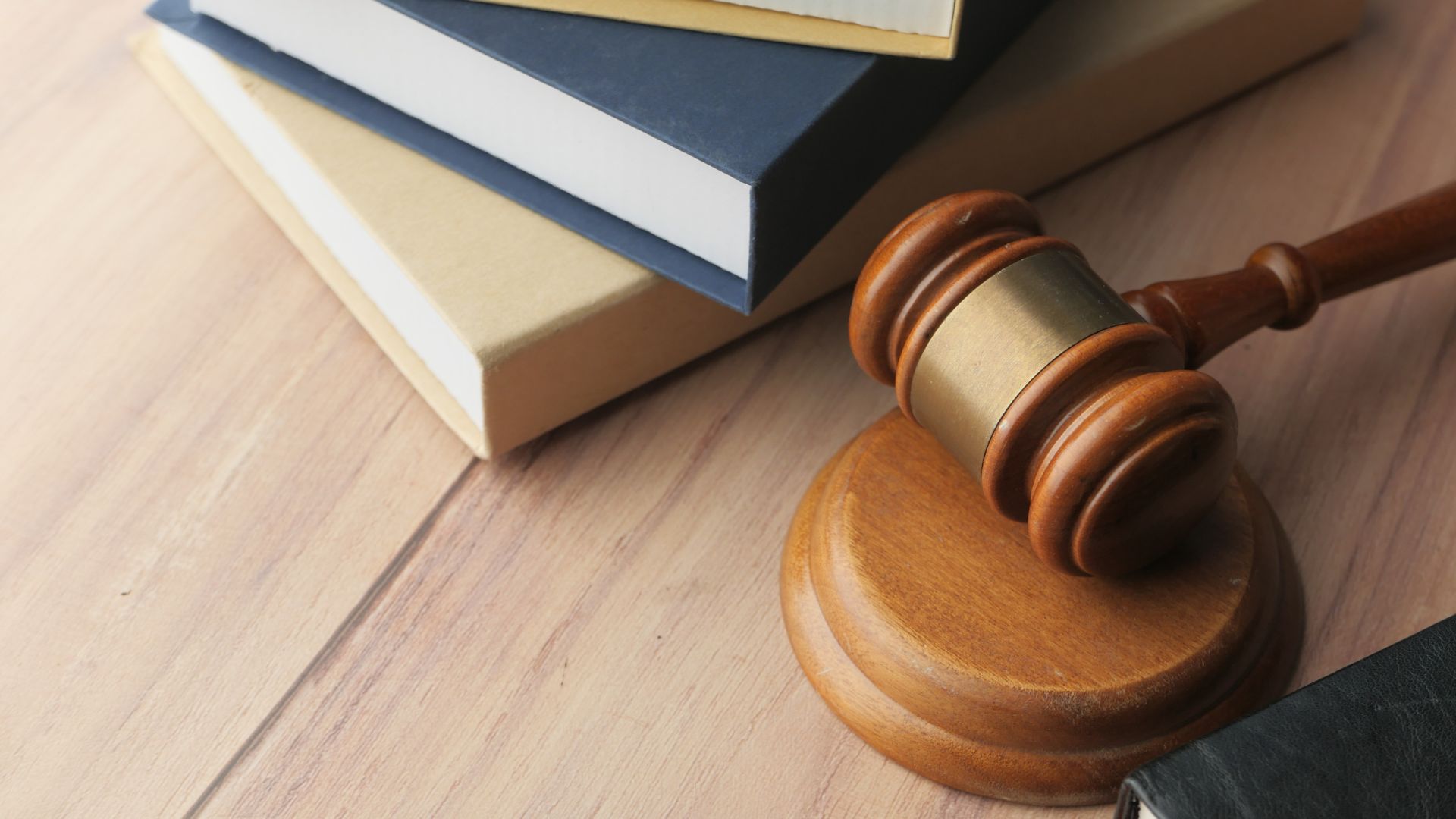 Imagen de noticia sobre sector legal