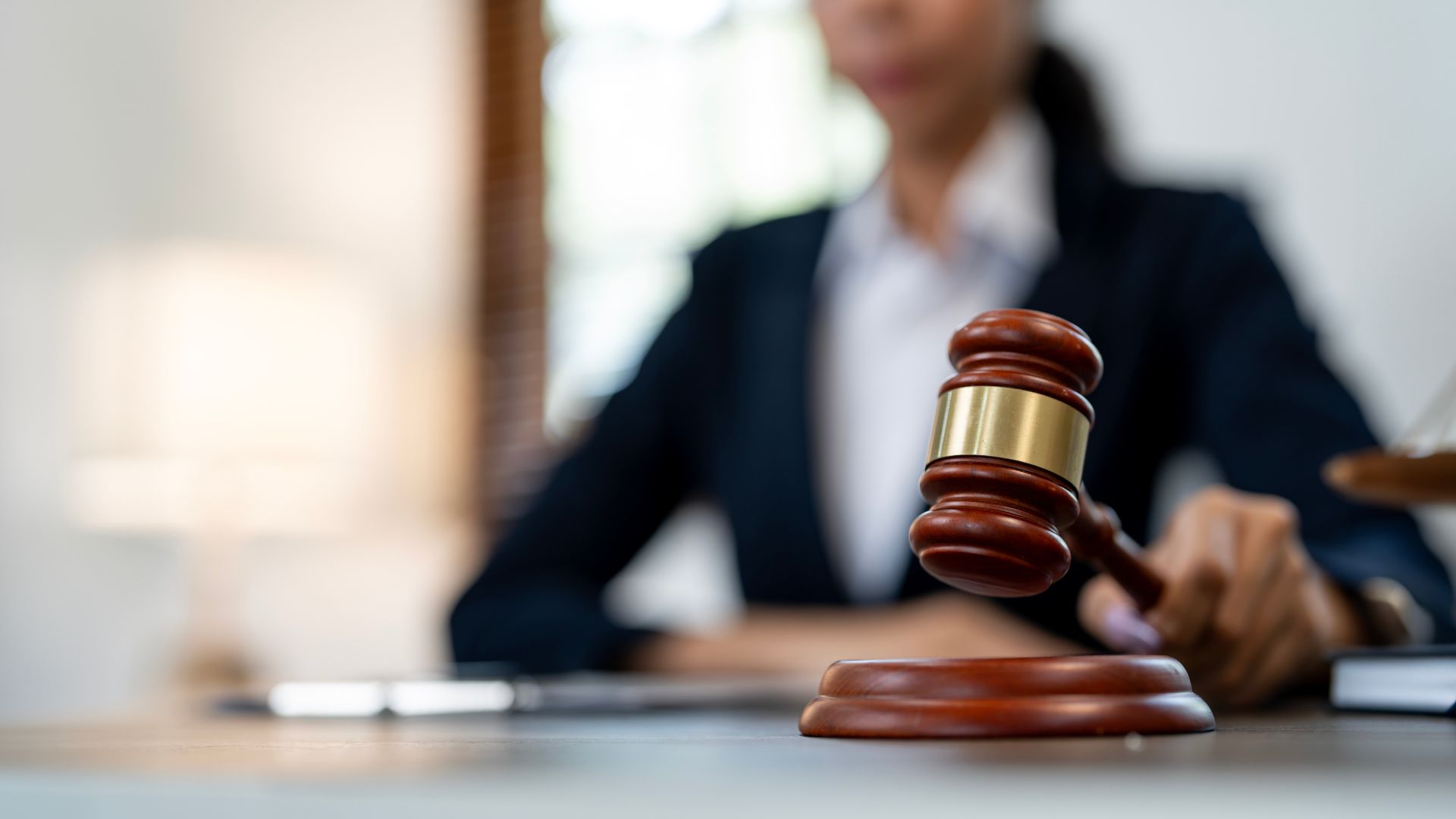 Imagen de noticia sobre sector legal