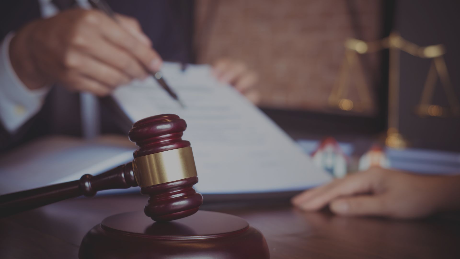 Imagen de noticia sobre sector legal