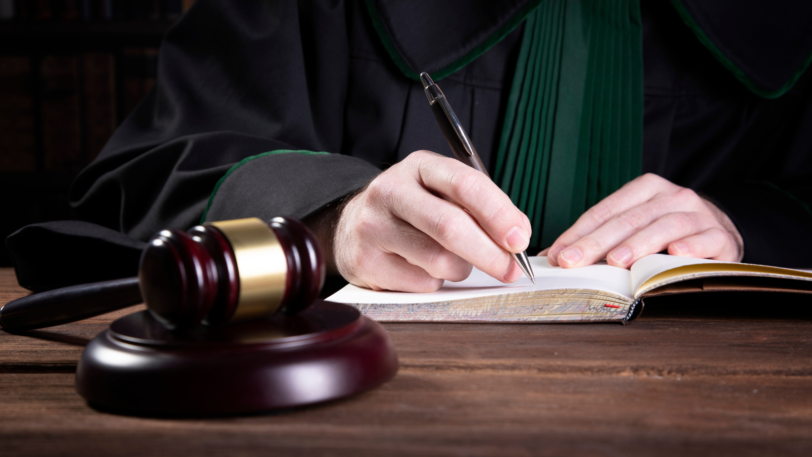 Imagen de noticia sobre sector legal