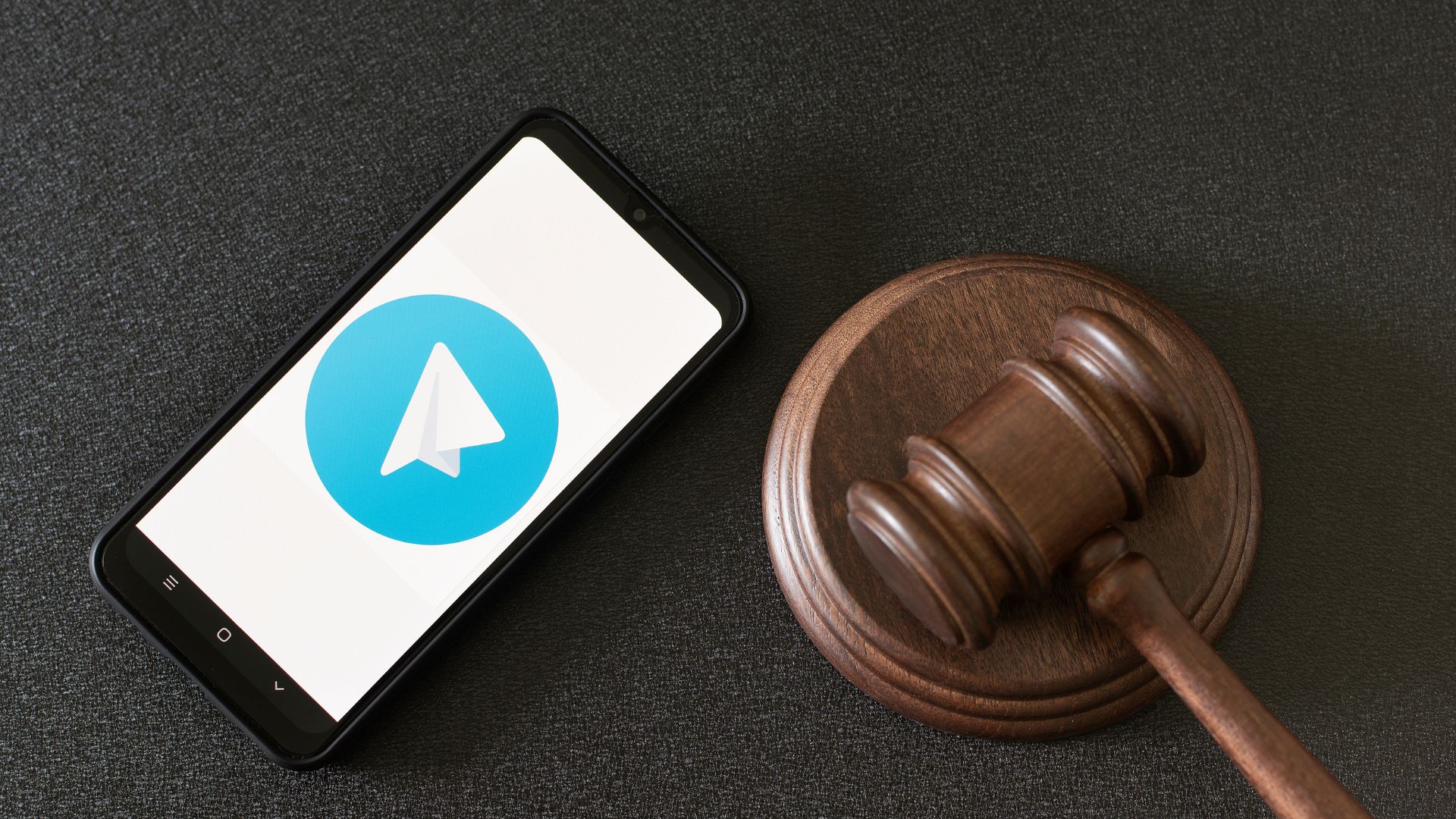 Imagen de noticia sobre sector legal