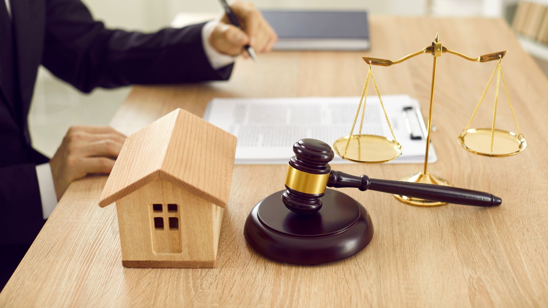 Imagen de noticia sobre sector legal