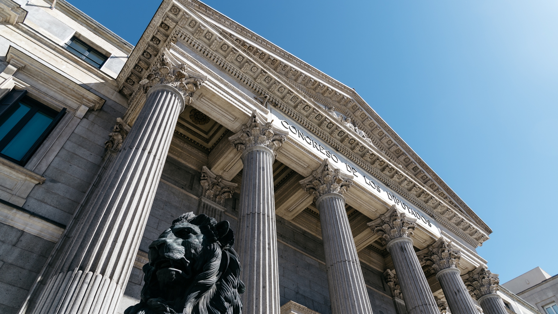 Imagen de noticia sobre sector legal
