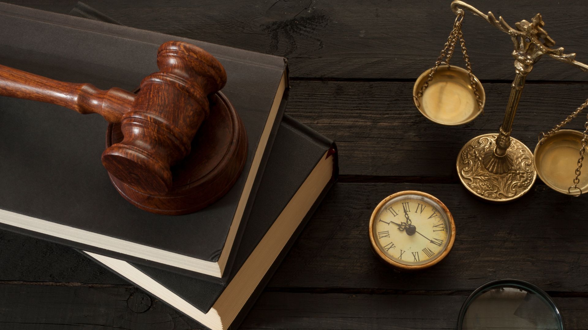 Imagen de noticia sobre sector legal