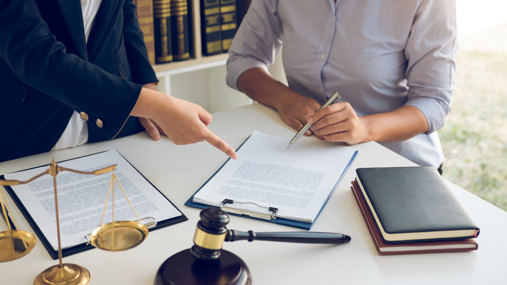 Imagen de noticia sobre sector legal